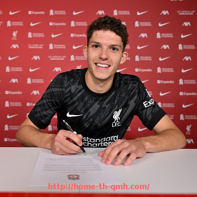 球盟会官网-世俱杯比赛后腰球员传控分布图及战术角色解析